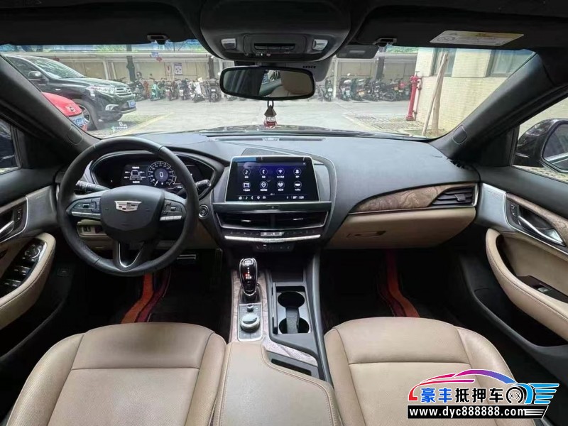 23年凯迪拉克CT5轿车抵押车出售