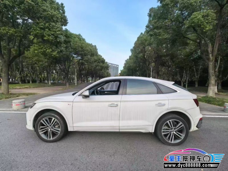 21年奥迪Q5轿车抵押车出售