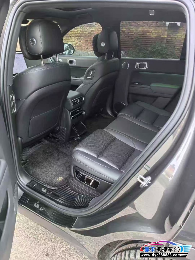 23年理想L7轿车抵押车出售