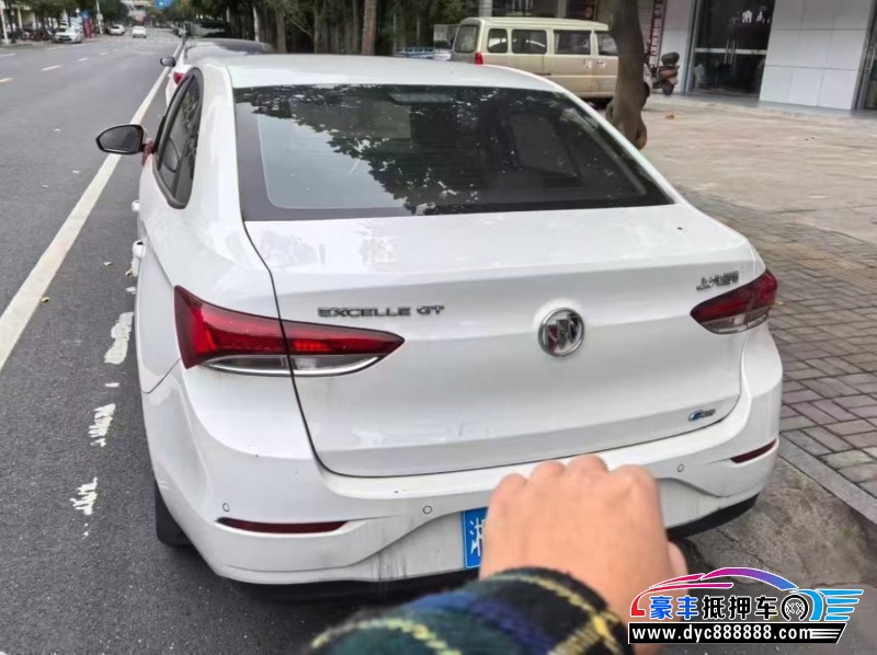 23年别克英朗轿车抵押车出售