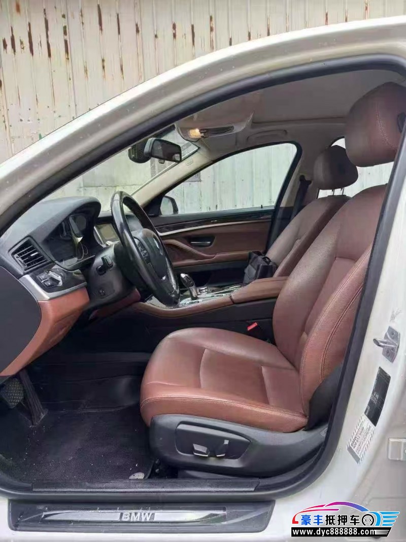 17年宝马5系轿车抵押车出售