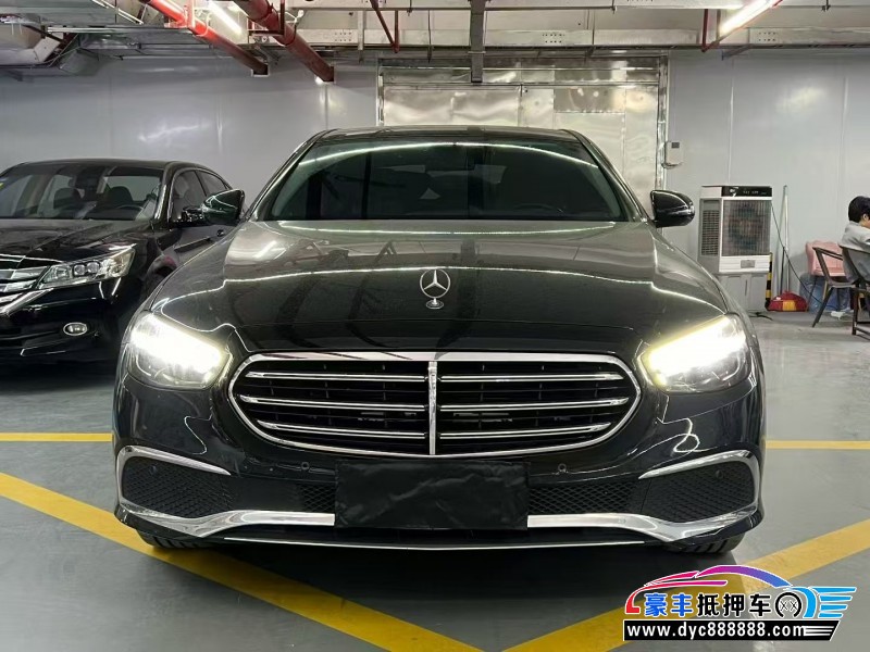 22年奔驰E轿车抵押车出售