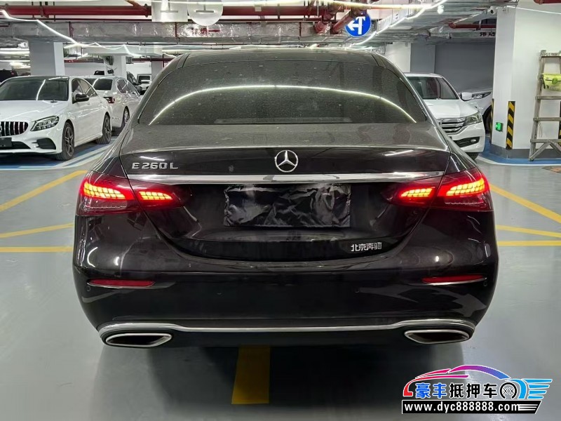 22年奔驰E轿车抵押车出售