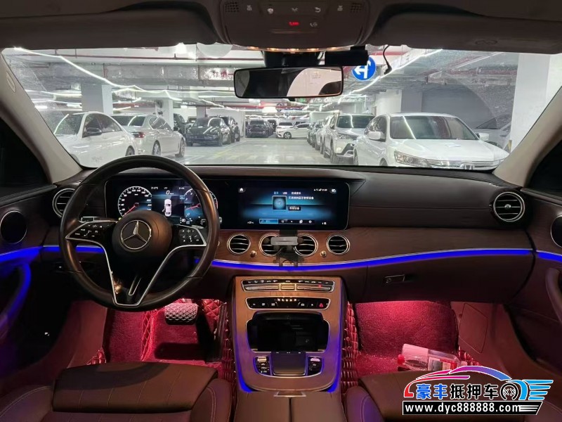 22年奔驰E轿车抵押车出售