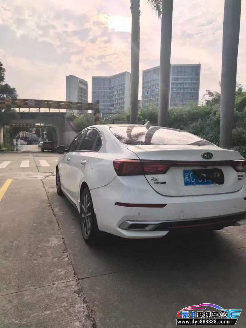 20年起亚K3轿车抵押车出售