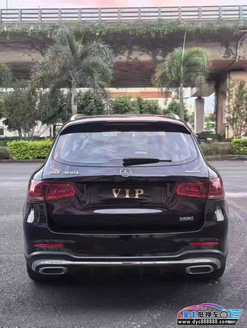 23年奔驰GLC轿车抵押车出售