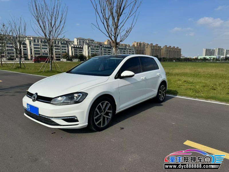 21年大众高尔夫轿车抵押车出售