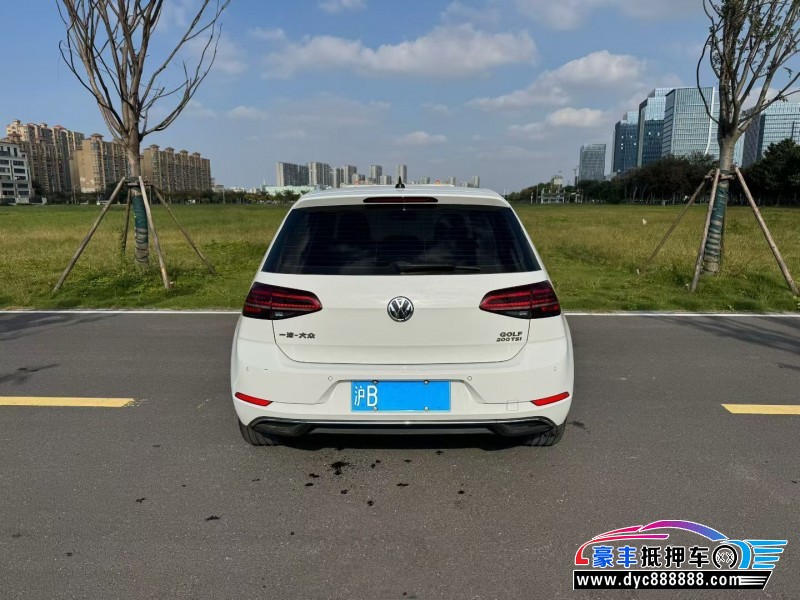 21年大众高尔夫轿车抵押车出售