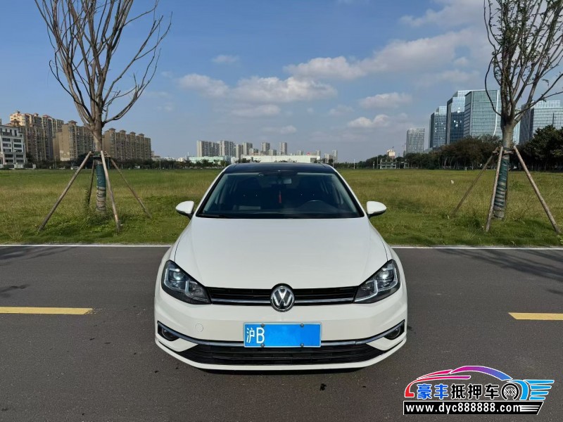 21年大众高尔夫轿车抵押车出售
