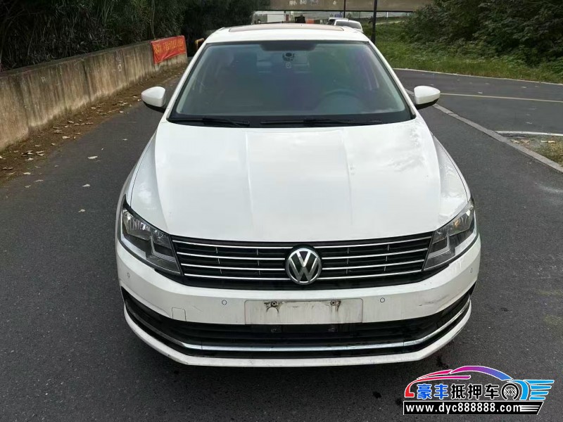 18年大众朗逸轿车抵押车出售