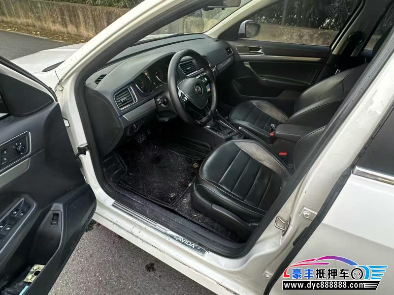 18年大众朗逸轿车抵押车出售