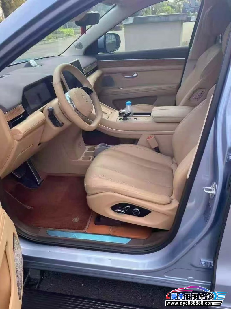 24年华为问界轿车抵押车出售