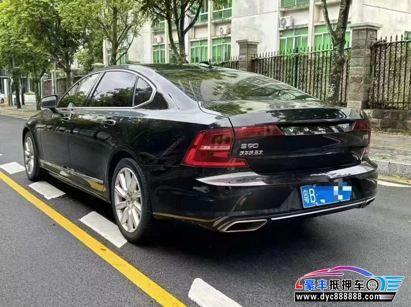 20年沃尔沃S90轿车抵押车出售