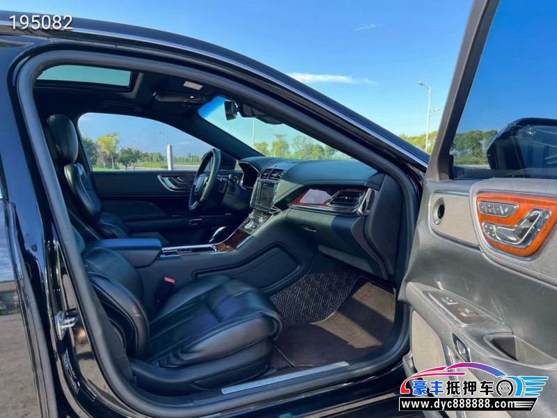 18年林肯大陆轿车抵押车出售