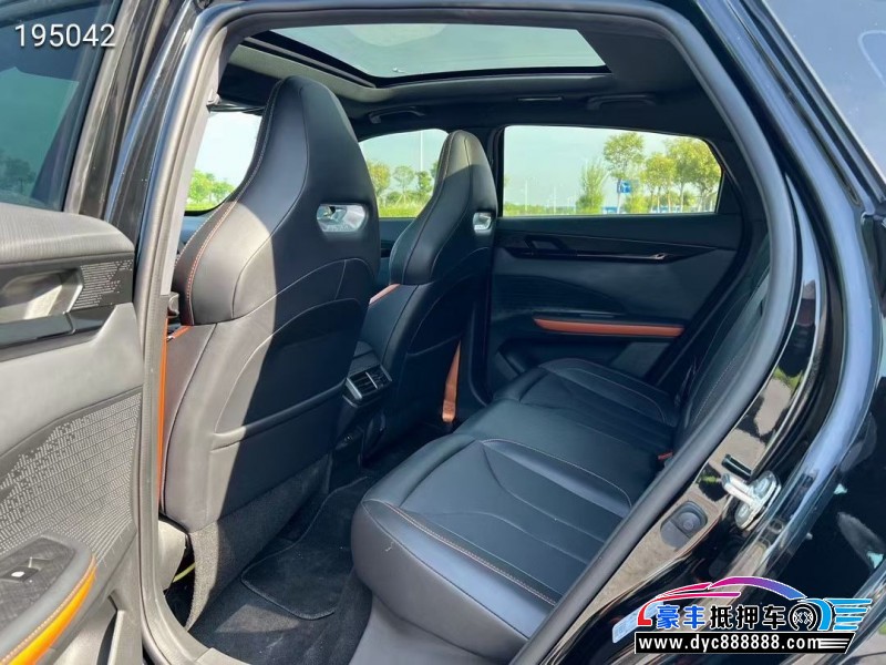 23年长安长安UNI轿车抵押车出售