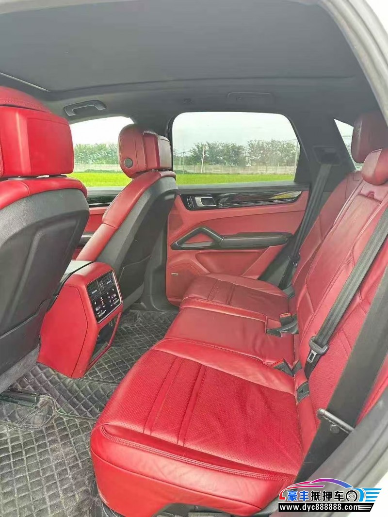 19年保时捷卡宴轿车抵押车出售