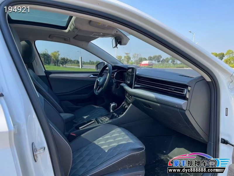 22年大众速腾轿车抵押车出售