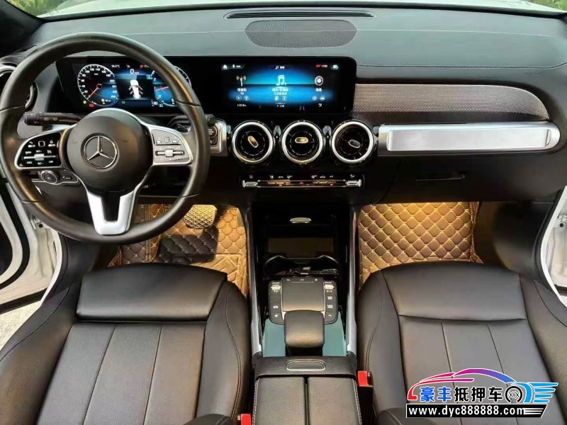 22年奔驰GLB轿车抵押车出售