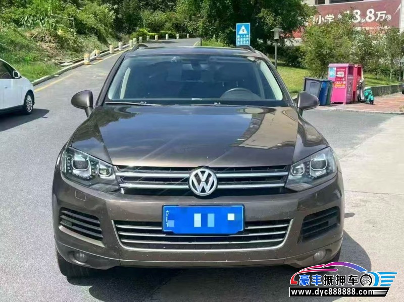 15年大众途锐轿车抵押车出售