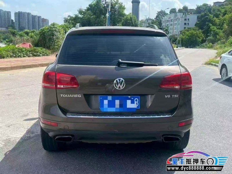 15年大众途锐轿车抵押车出售