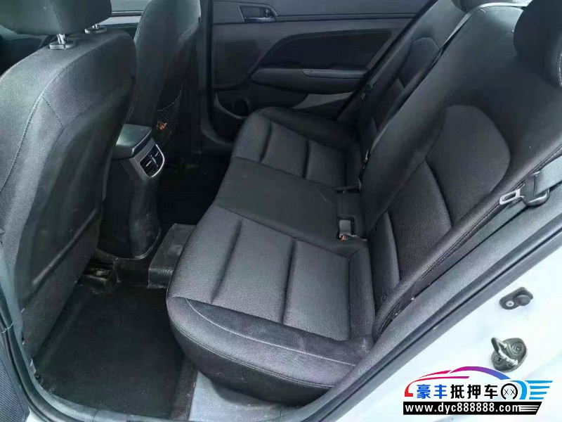 19年现代领动轿车抵押车出售