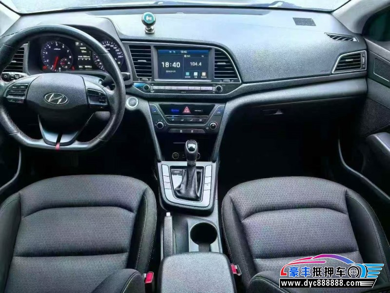 19年现代领动轿车抵押车出售