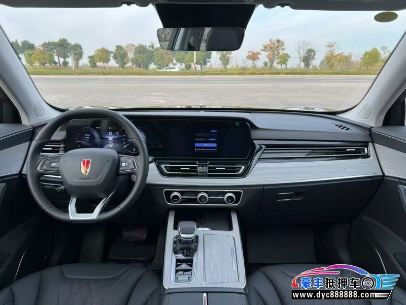 25年红旗HS5轿车抵押车出售