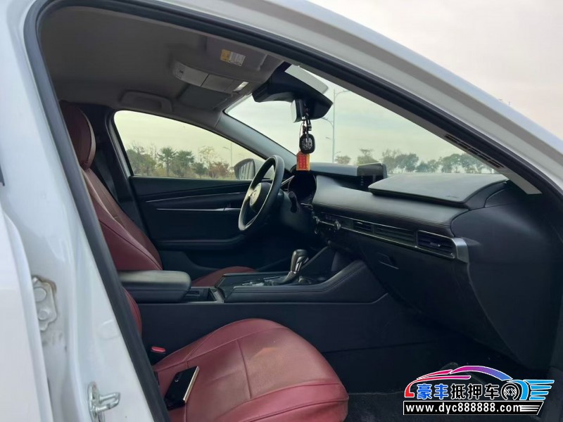 22年马自达昂克赛拉轿车抵押车出售