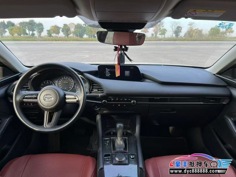 22年马自达昂克赛拉轿车抵押车出售