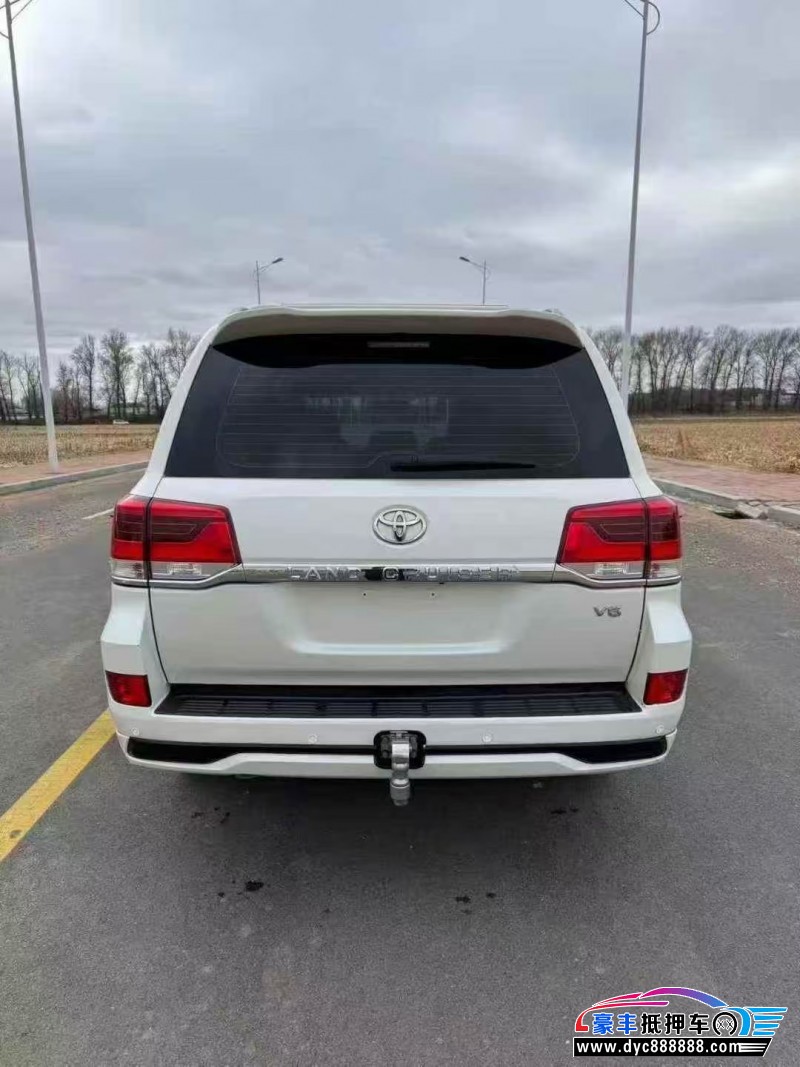 19年丰田兰德酷路泽（陆巡）轿车抵押车出售