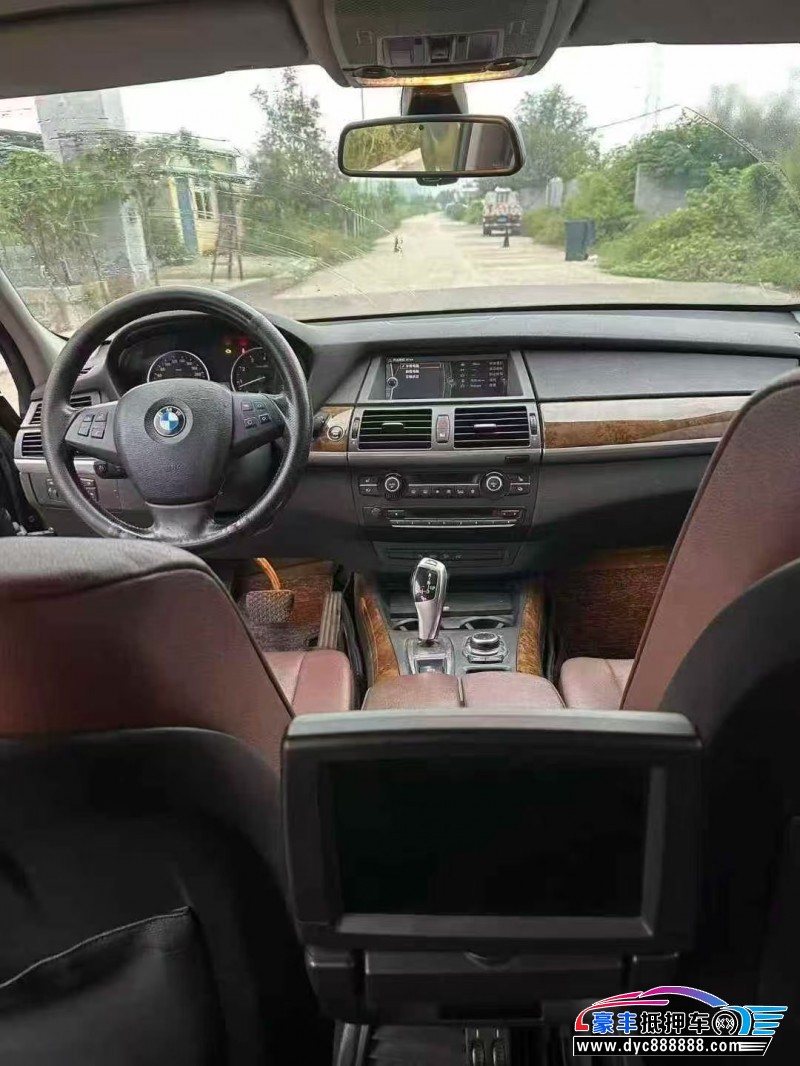 11年宝马X5轿车抵押车出售