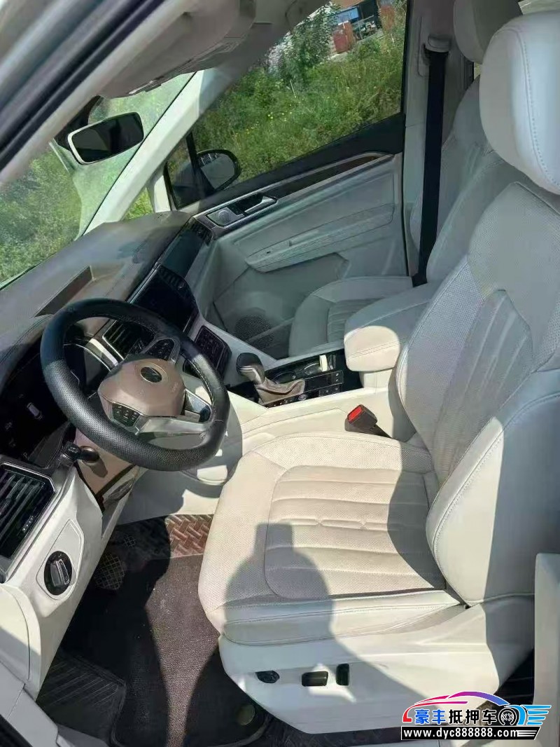 23年大众蔚然轿车抵押车出售