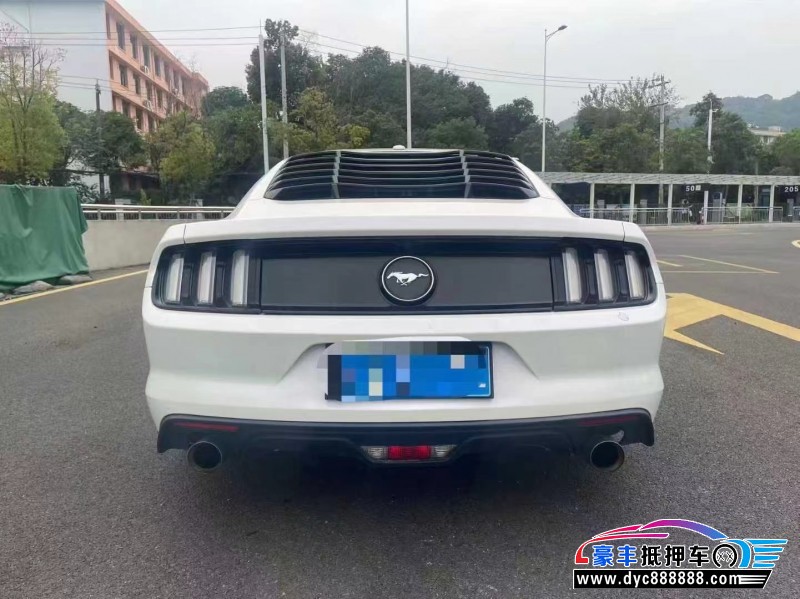 17年福特野马轿车抵押车出售