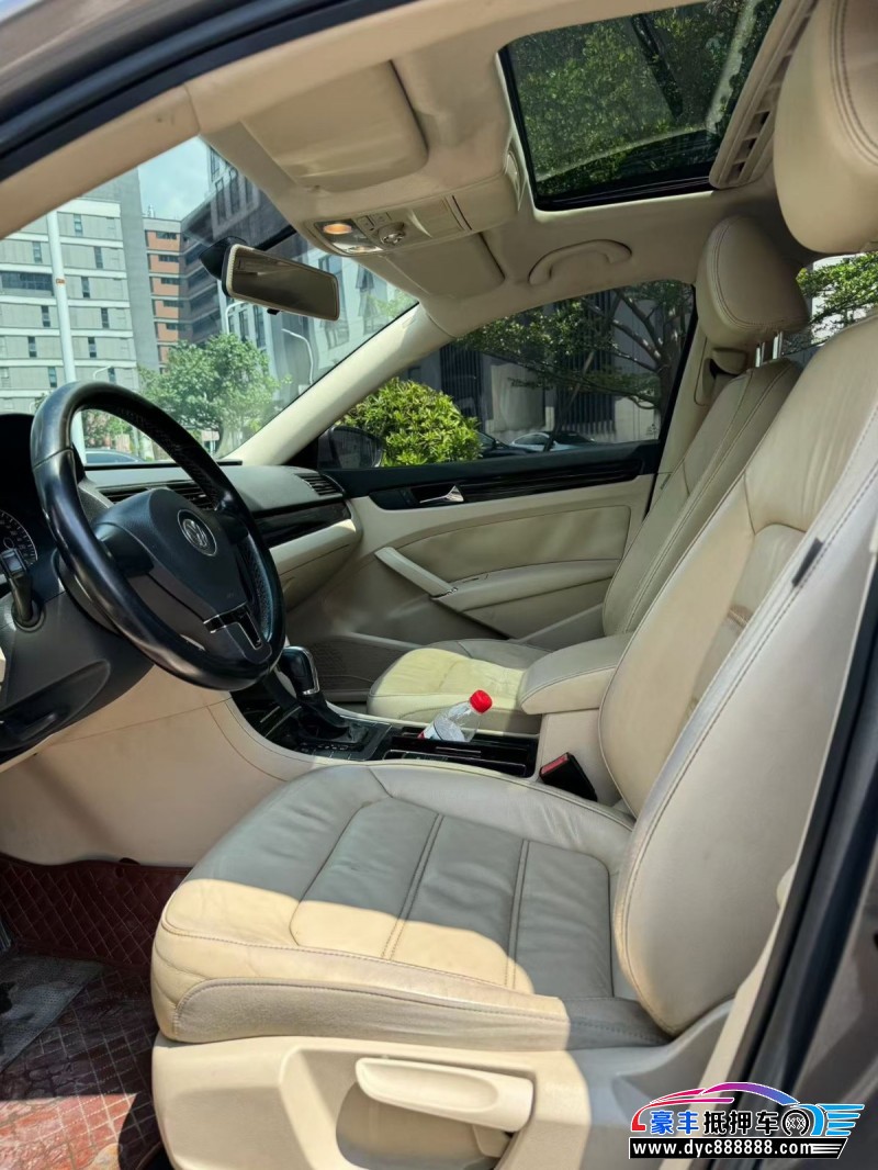 11年大众帕萨特轿车抵押车出售