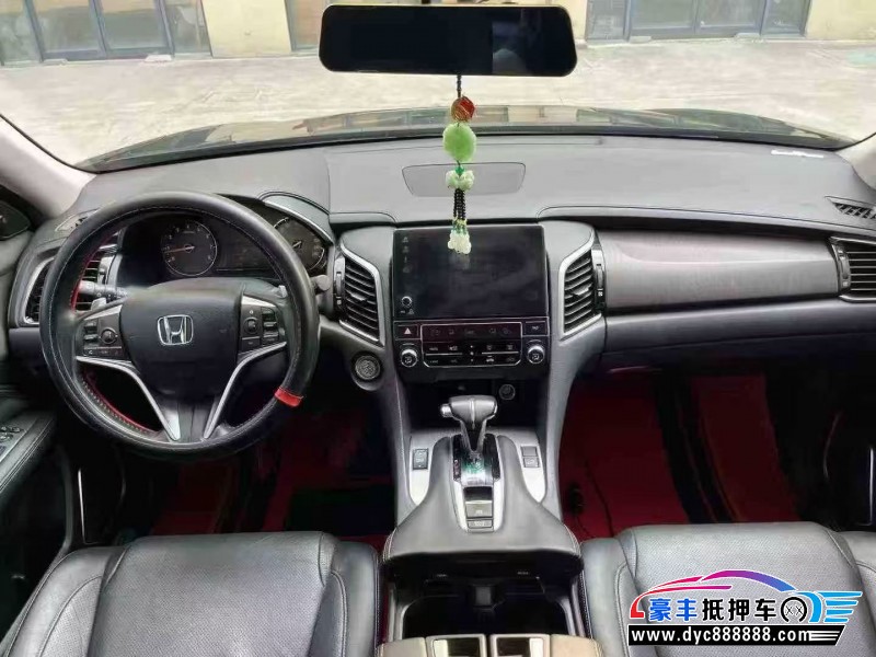 22年本田冠道轿车抵押车出售