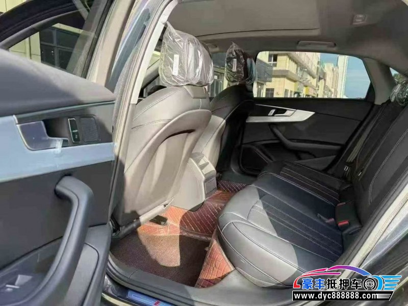 24年奥迪A4轿车抵押车出售