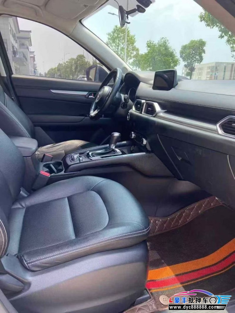 20年马自达CX-5轿车抵押车出售