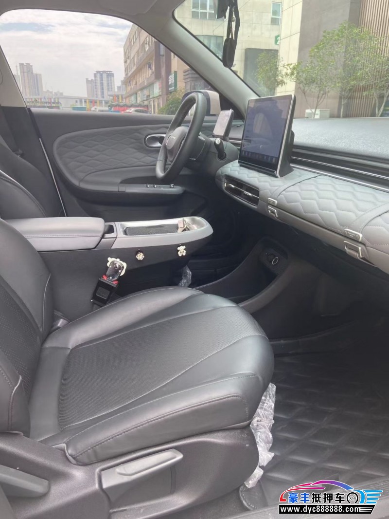 24年东风纳米01轿车抵押车出售