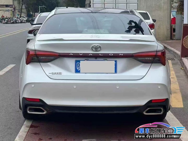 22年丰田亚洲龙轿车抵押车出售