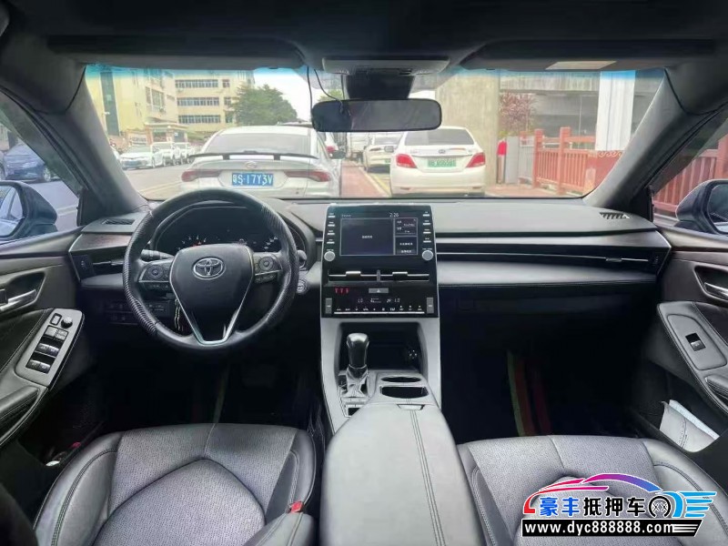 22年丰田亚洲龙轿车抵押车出售