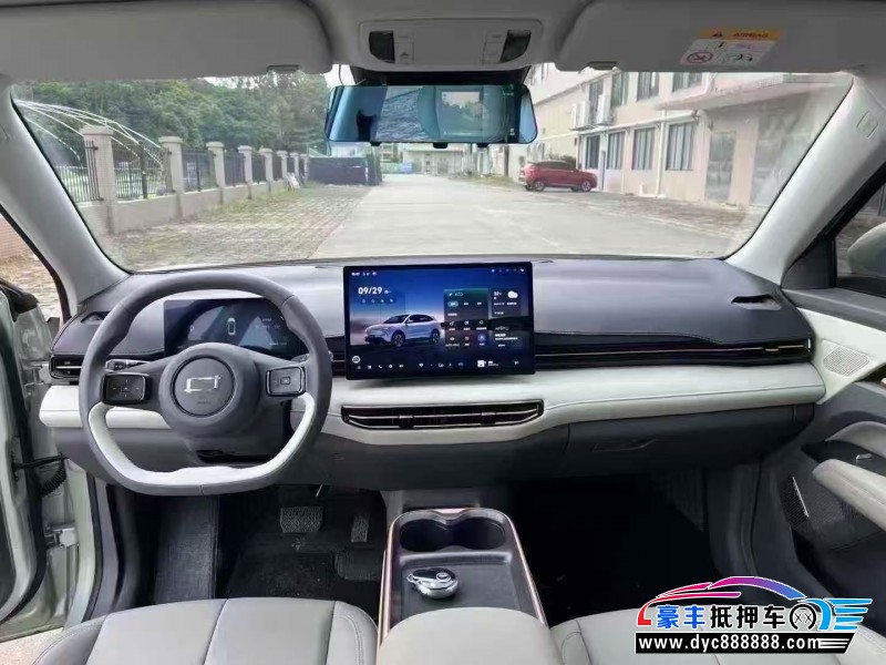 25年奔腾悦意轿车抵押车出售