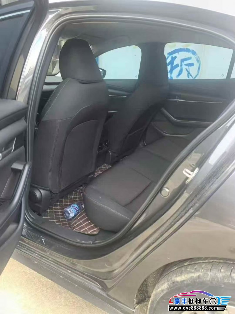 22年马自达昂克赛拉轿车抵押车出售