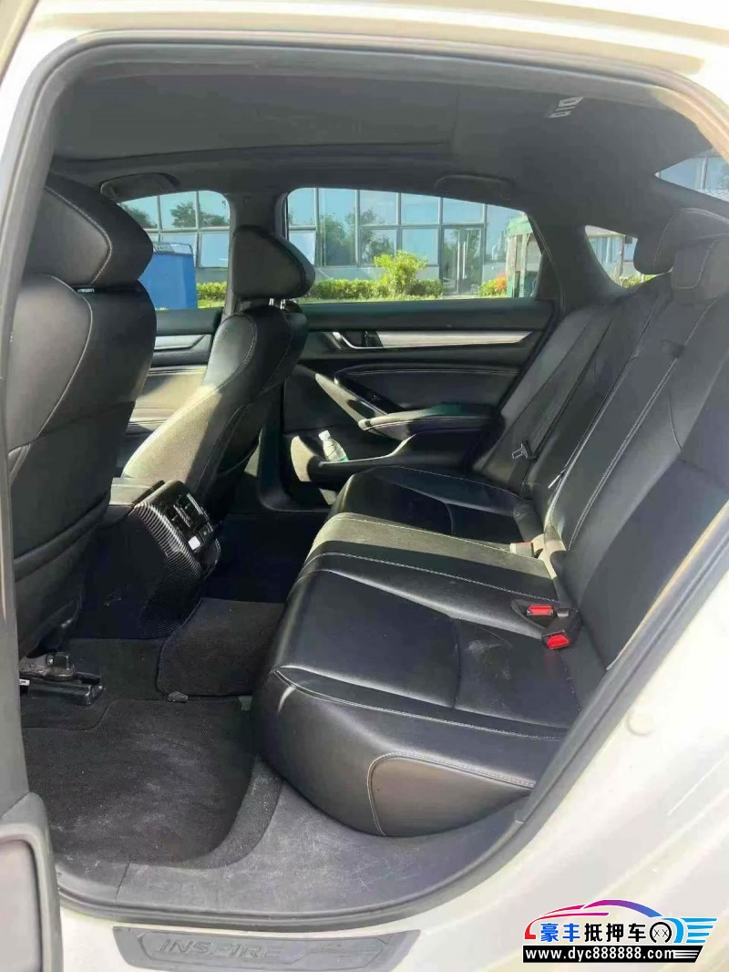 22年本田英诗派轿车抵押车出售