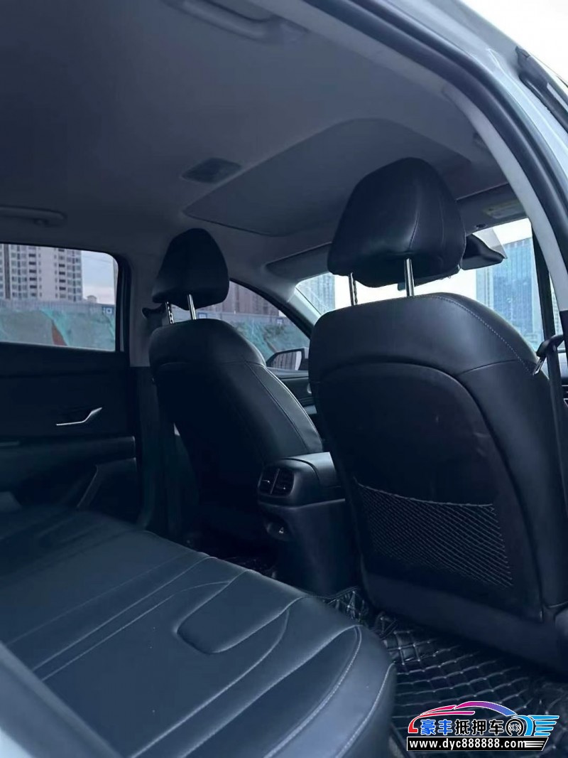 23年现代伊兰特轿车抵押车出售