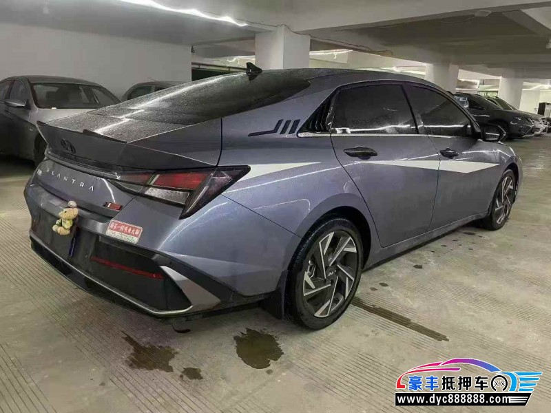 24年现代伊兰特轿车抵押车出售