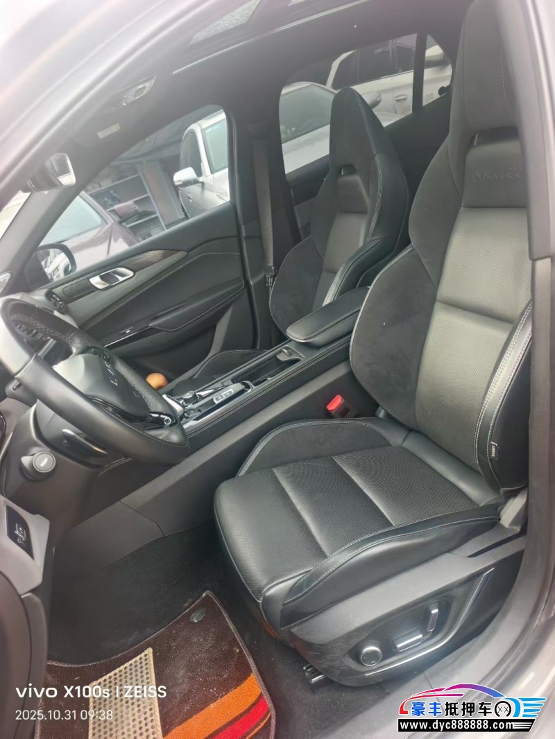 22年领克03轿车抵押车出售