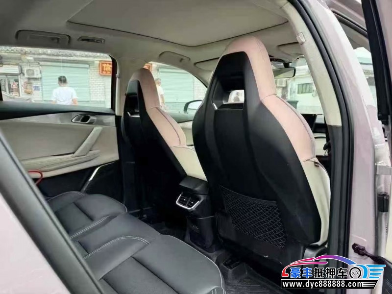 23年领克06轿车抵押车出售