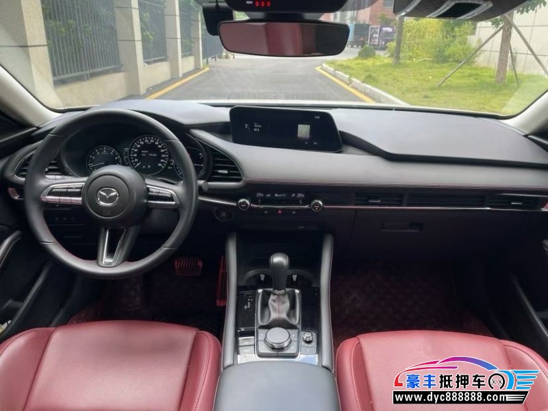 24年马自达昂克赛拉轿车抵押车出售