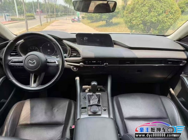 20年马自达昂克赛拉轿车抵押车出售