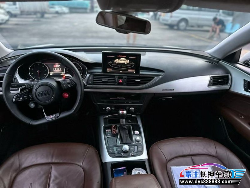 12年奥迪A7轿车抵押车出售